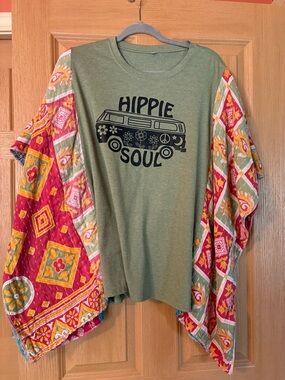 Hippie Soul  Graphic Tee with Colorful Kimono Sleeve. Size 2x t shirt modified